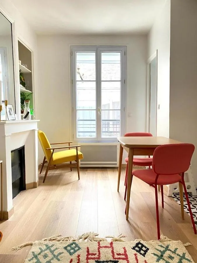 Modern Appartement W/ Tour Eiffel View In The 7Th Paris Fransa