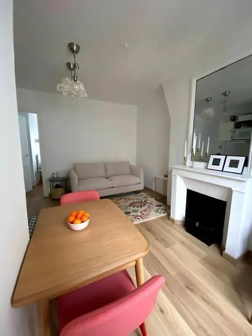 Modern Appartement W/ Tour Eiffel View In The 7Th Paris